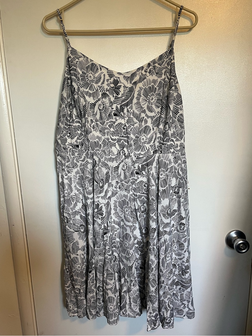 3/$10 Old Navy floral skater dress